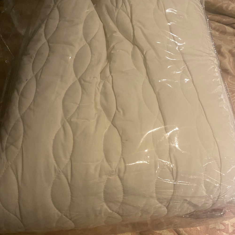 COPY - Heat or cool chill mattress pad